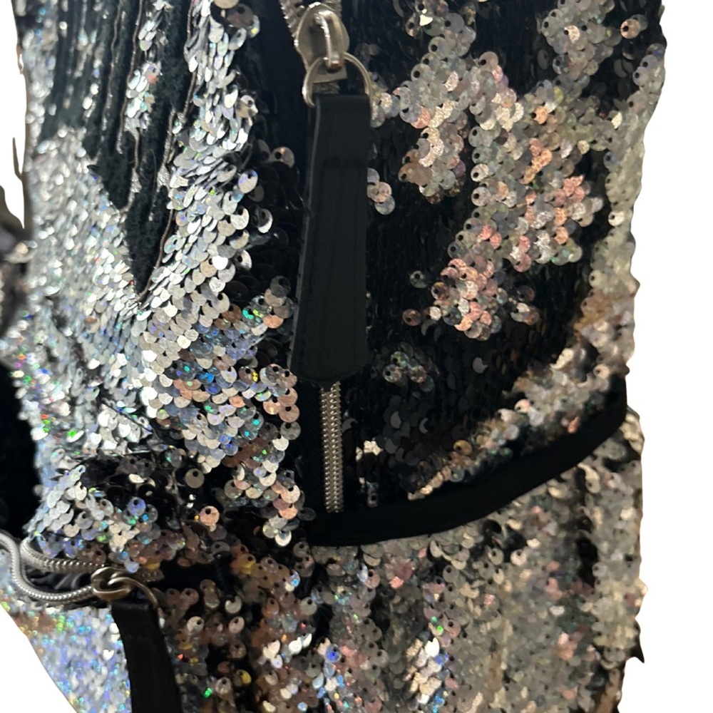 ✨ Justice Silver Reversible Sequin Laptop Backpack ✨ - Picture 8 of 9